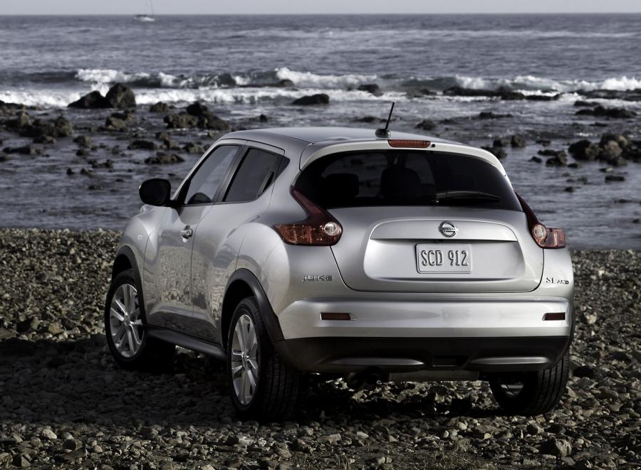  Nissan Juke 2010 года  (US) (фото 3 из 16)